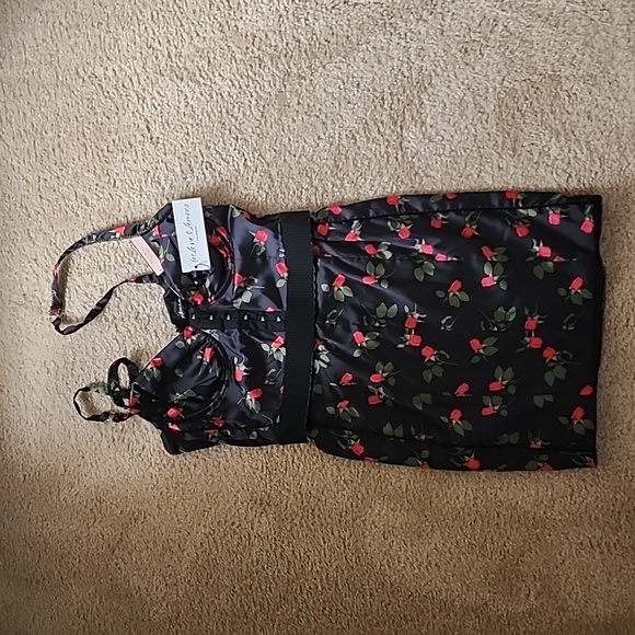 FOR LOVE AND LEMONS NWTS DRESS SIZE SMALL - Picture 1 of 2